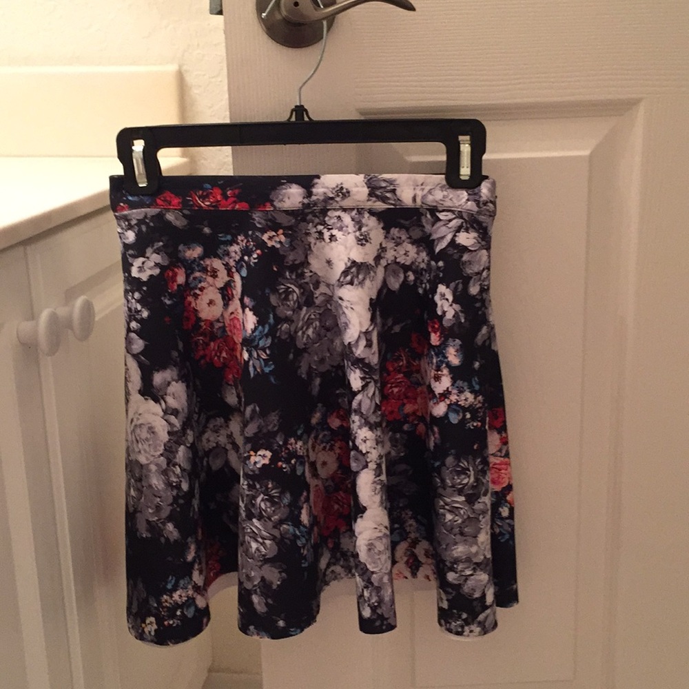 Two piece matching floral set